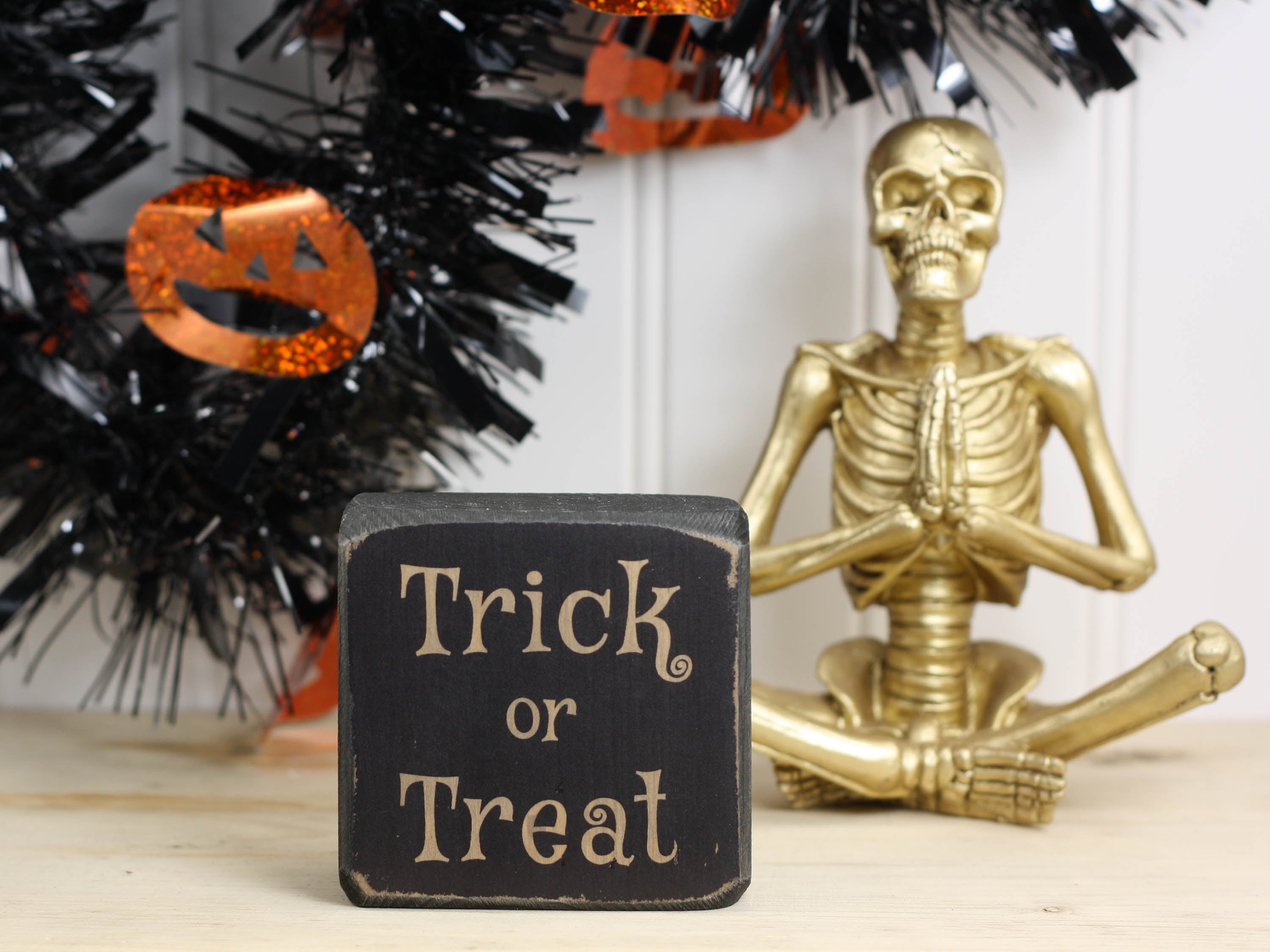 Small Halloween Signs - Spooky Season, Boo, Trick or Treat